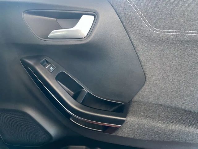 Ford Puma EcoBoost Titanium