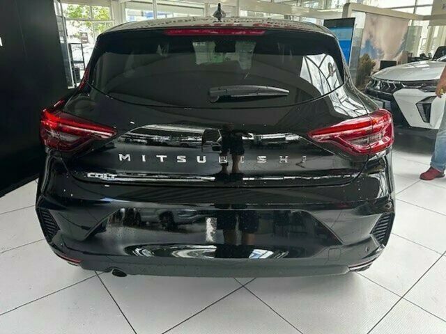 Mitsubishi Colt Plus Vorführwagen Allwetterreifen