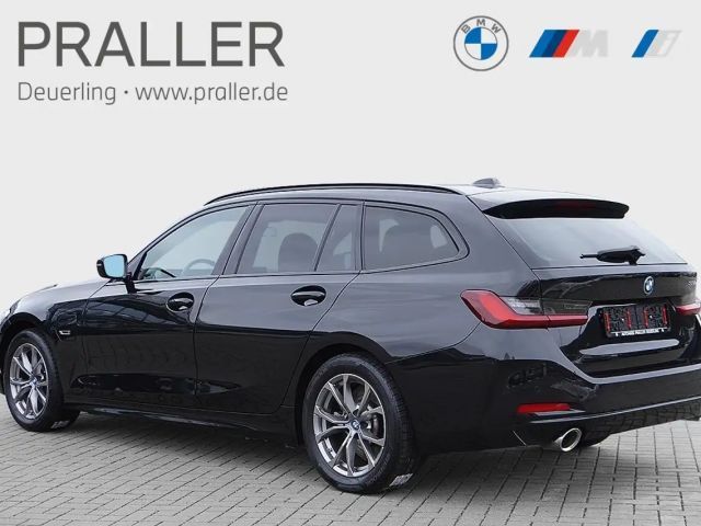 BMW 330 330e Touring