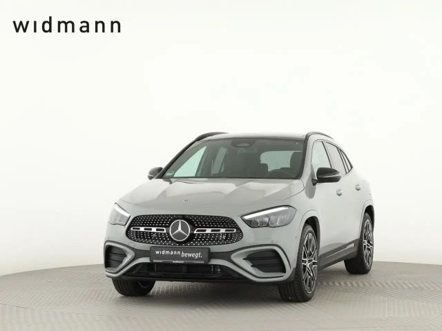 Mercedes-Benz GLA 200 AMG Line