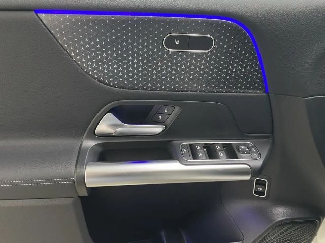 Mercedes-Benz B 200 PRO+NIGHT+PANO+KEYLESS+MULTIBEAM+KAMERA