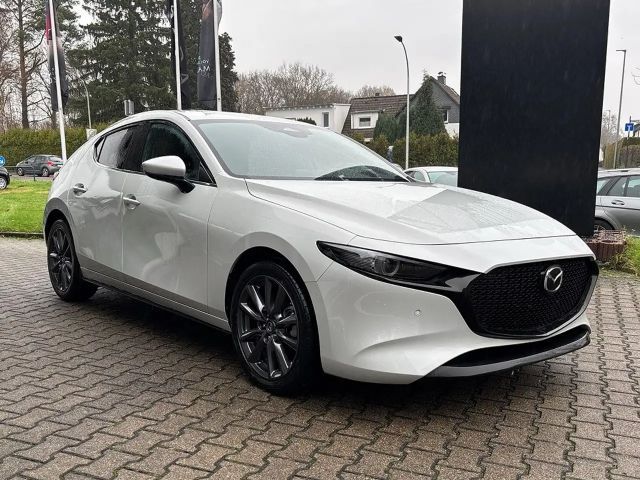 Mazda 3 Exclusive-line