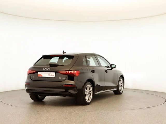 Audi A3 30 TDI Sedan