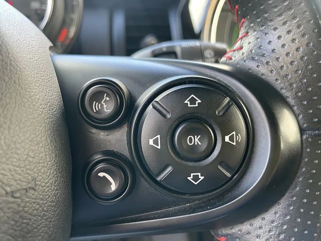 MINI John Cooper Works MINI One * LED * JCW-Paket * Erstbesitz *