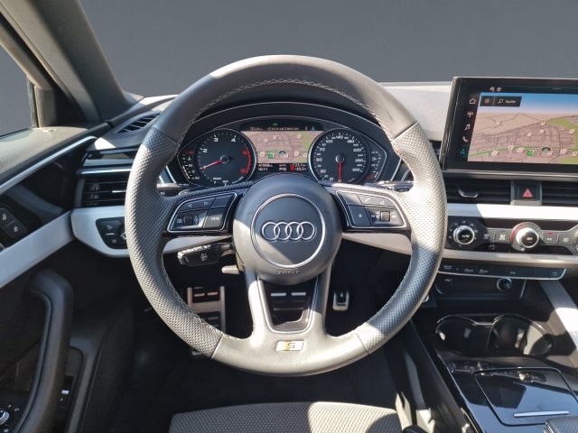 Audi A4 40 TDI Avant S-Line S-Tronic