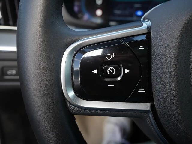 Volvo XC60 AWD Dark Plus T6