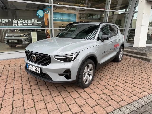 Volvo XC40 Dark Plus