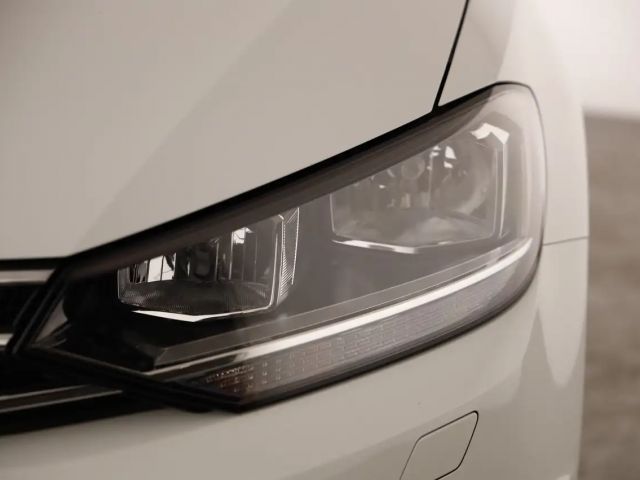 Volkswagen Touran Life