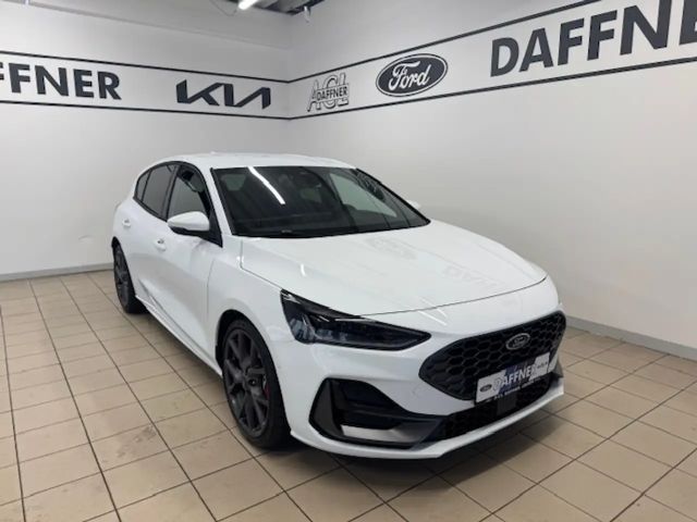 Ford Focus ST Line