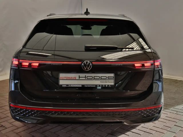 Volkswagen Passat DSG R-Line