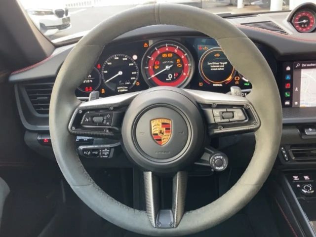 Porsche 911 Cabrio Carrera GTS