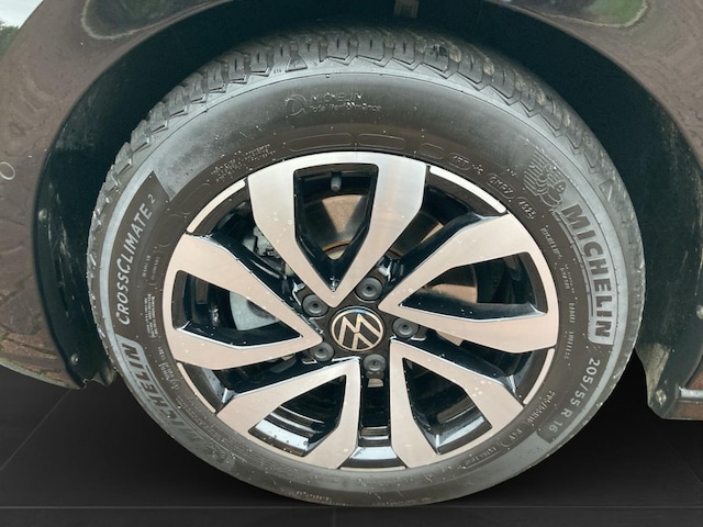 Volkswagen Golf 2.0 TDI DSG IQ.Drive