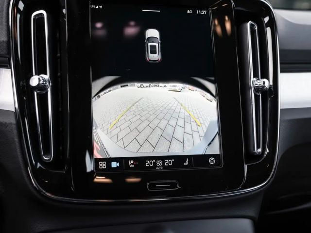 Volvo XC40 Dark Plus