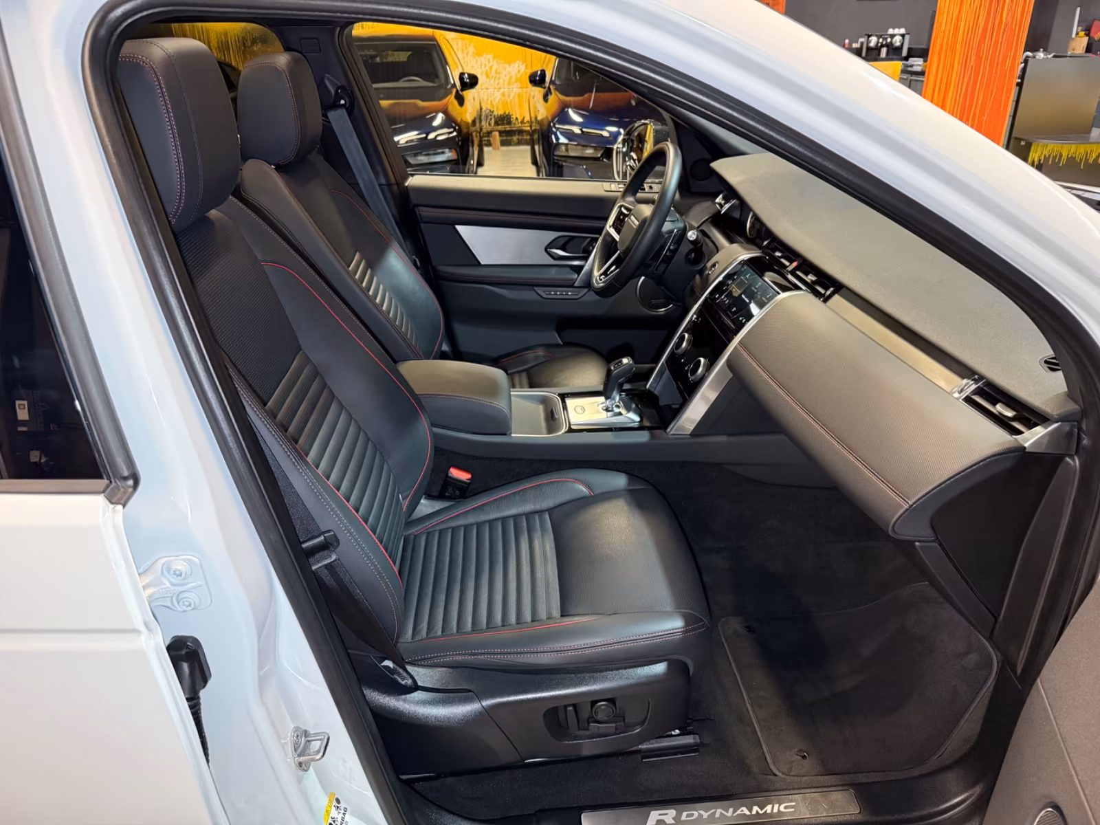 Land Rover Discovery Sport Dynamic R-Dynamic SE