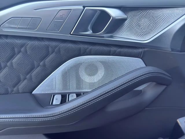 BMW M8 Cabrio Competition xDrive