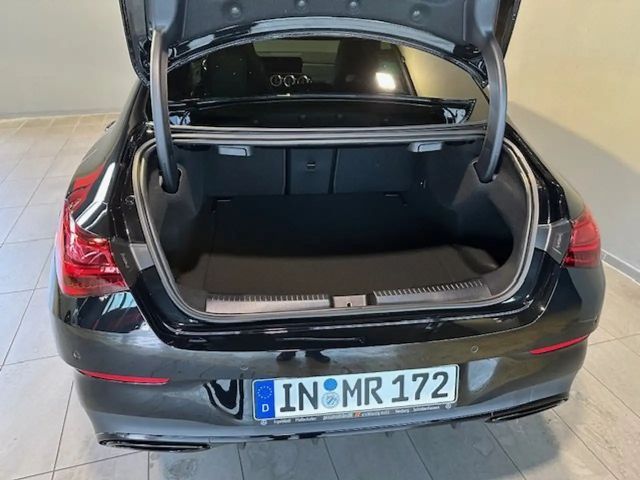 Mercedes-Benz CLA 200 AMG Line Coupé