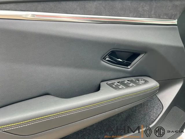 Renault Scenic E-Tech Iconic