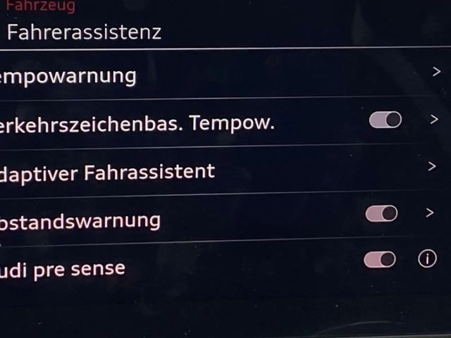 Audi Q2 S-Line S-Tronic