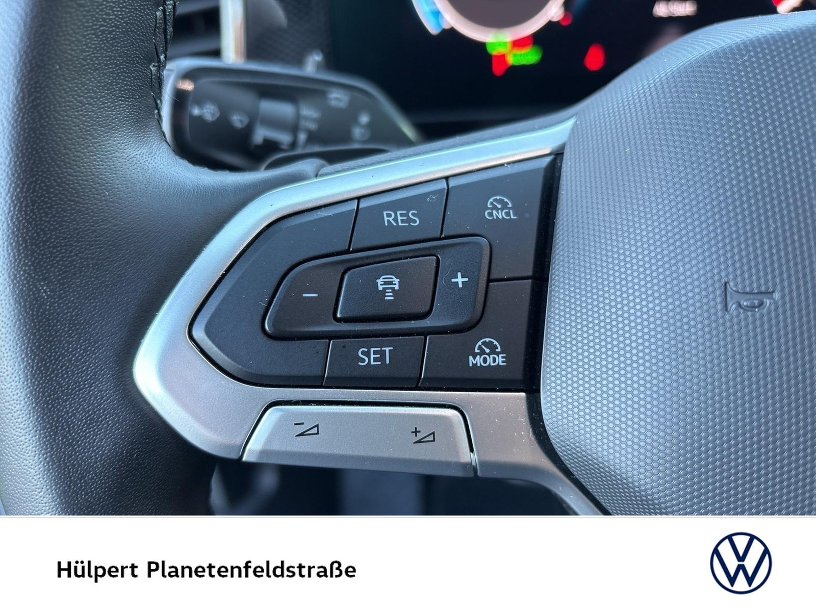 Volkswagen Passat 1.5 eTSI Business Variant