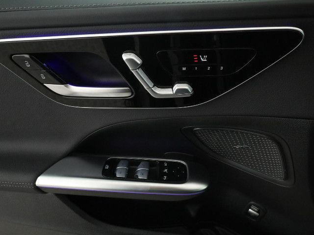 Mercedes-Benz C 200 Sedan