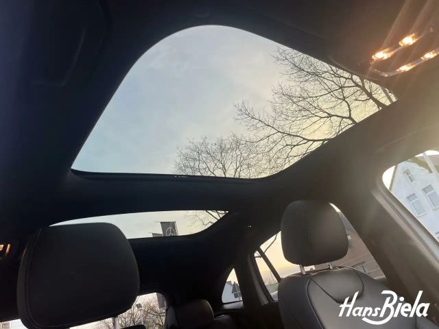 Mercedes-Benz EQA 300 4MATIC AMG Line