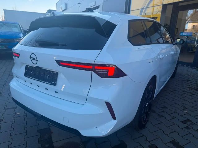 Opel Astra Sports Tourer Ultimate
