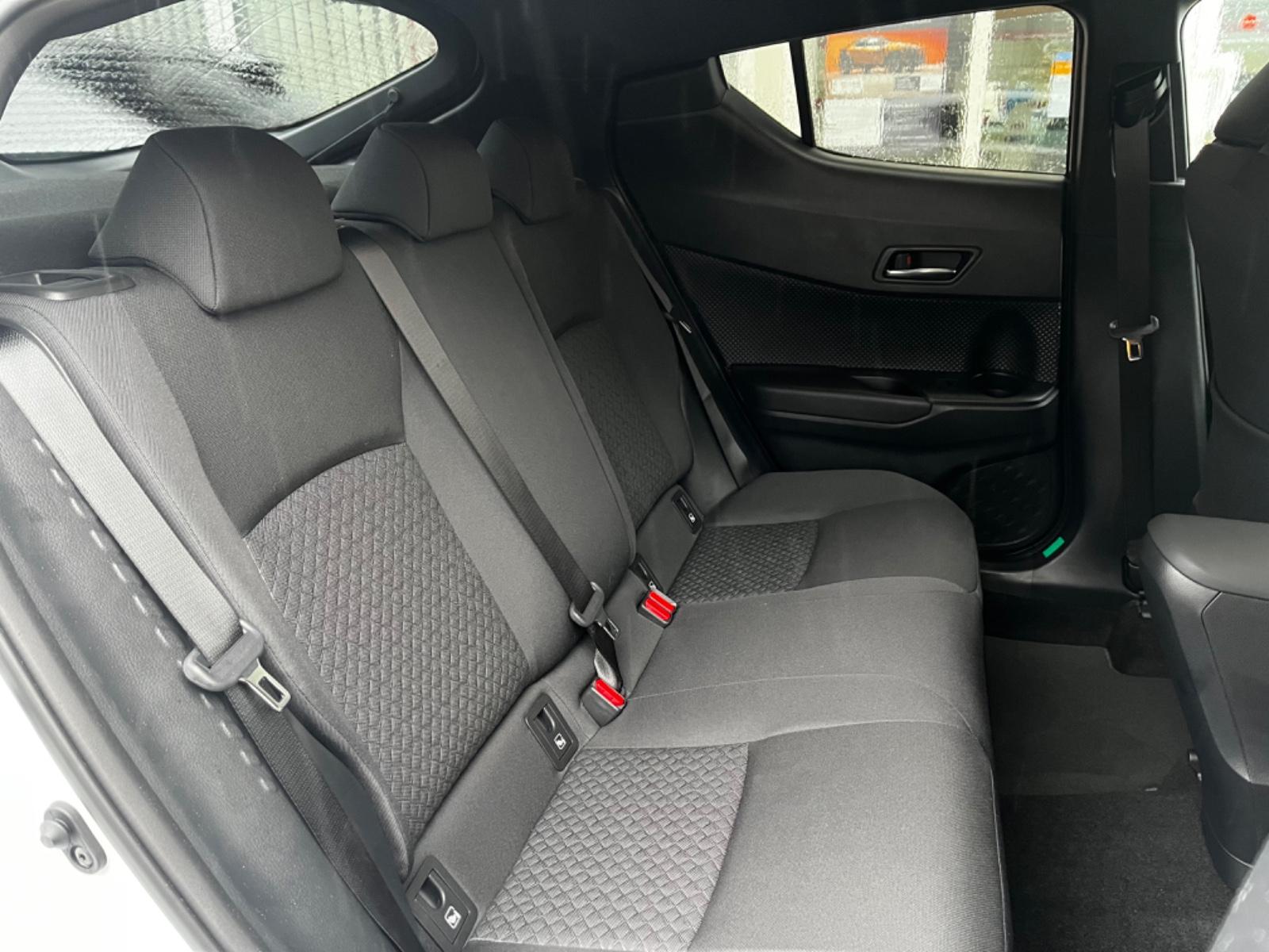 Toyota C-HR Hybride Team D