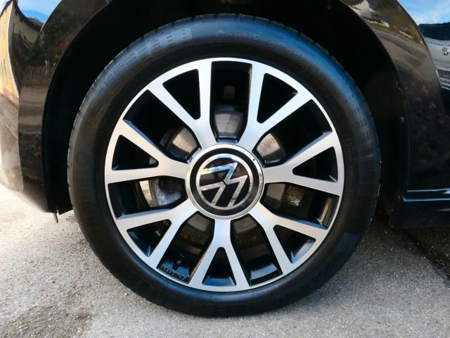 Volkswagen e-up! Plus Style