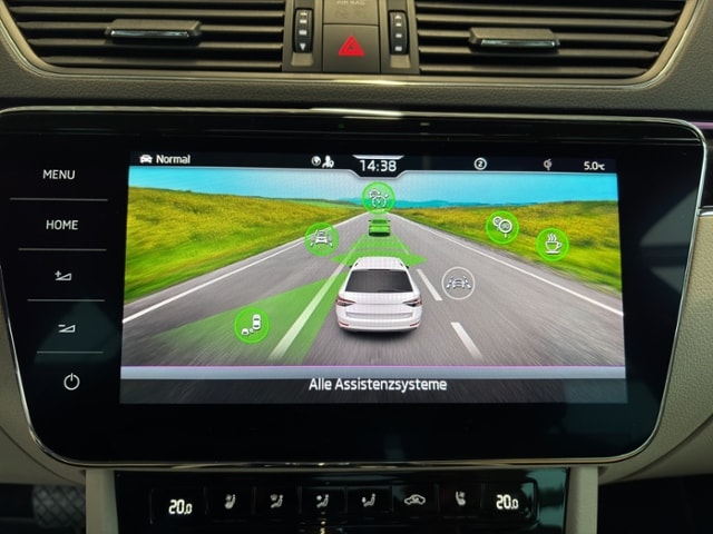 Skoda Superb 2.0 TDI Combi