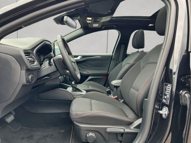 Ford Focus EcoBoost ST Line Wagon