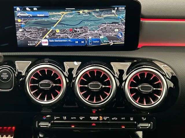 Mercedes-Benz A 250 A 250 e Hatchback