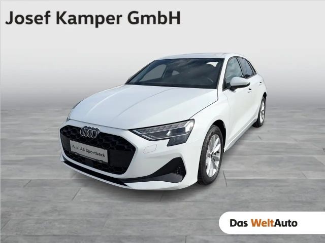 Audi A3 30 TFSI Sedan