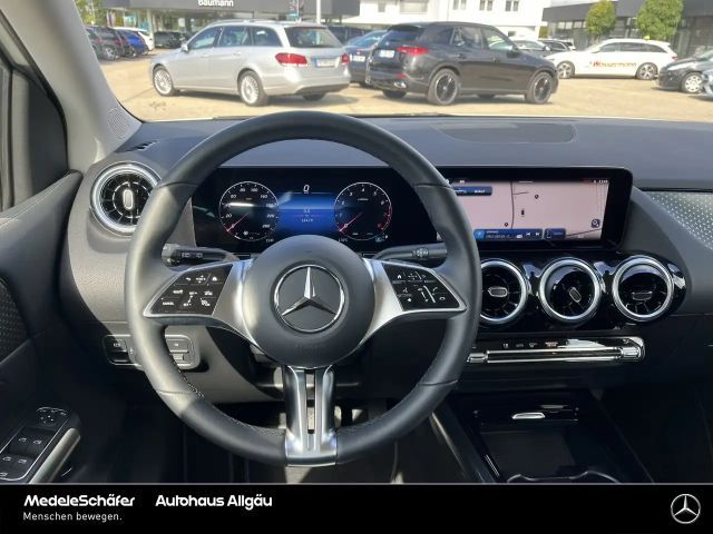 Mercedes-Benz B 180 Progressive