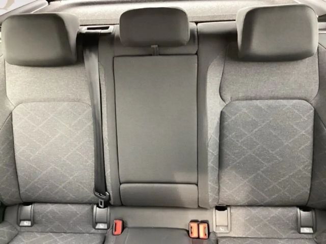 Volkswagen Golf 1.5 eTSI DSG Golf VIII Life