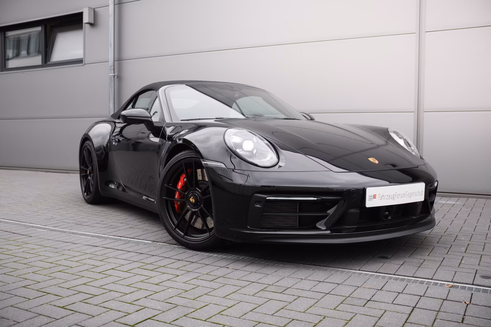 Porsche 911 992 Cabriolet Carrera GTS