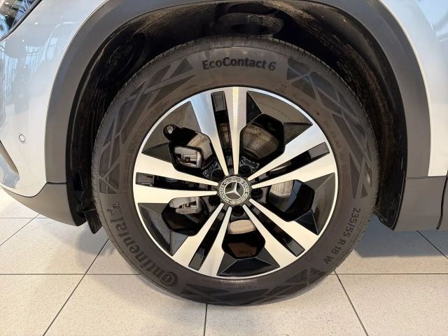 Mercedes-Benz GLA 200 Progressive