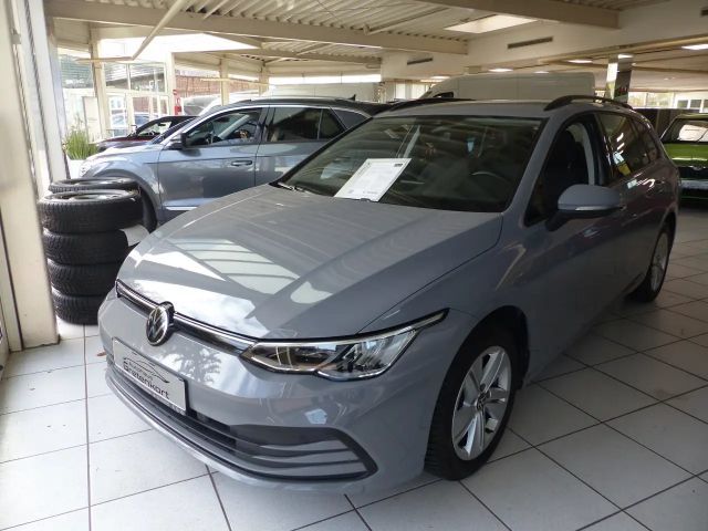 Volkswagen Golf Life Variant