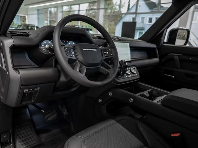 Land Rover Defender 90 D250 Dynamic SE