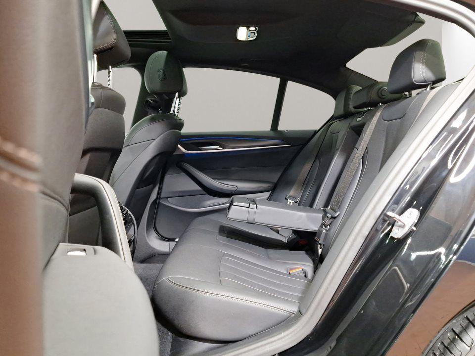 BMW 545 545e Sedan xDrive