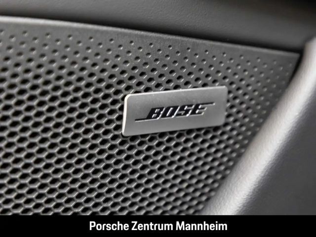 Porsche Taycan 4S Cross Turismo