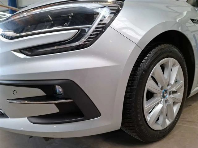 Renault Megane Business Line E-Tech