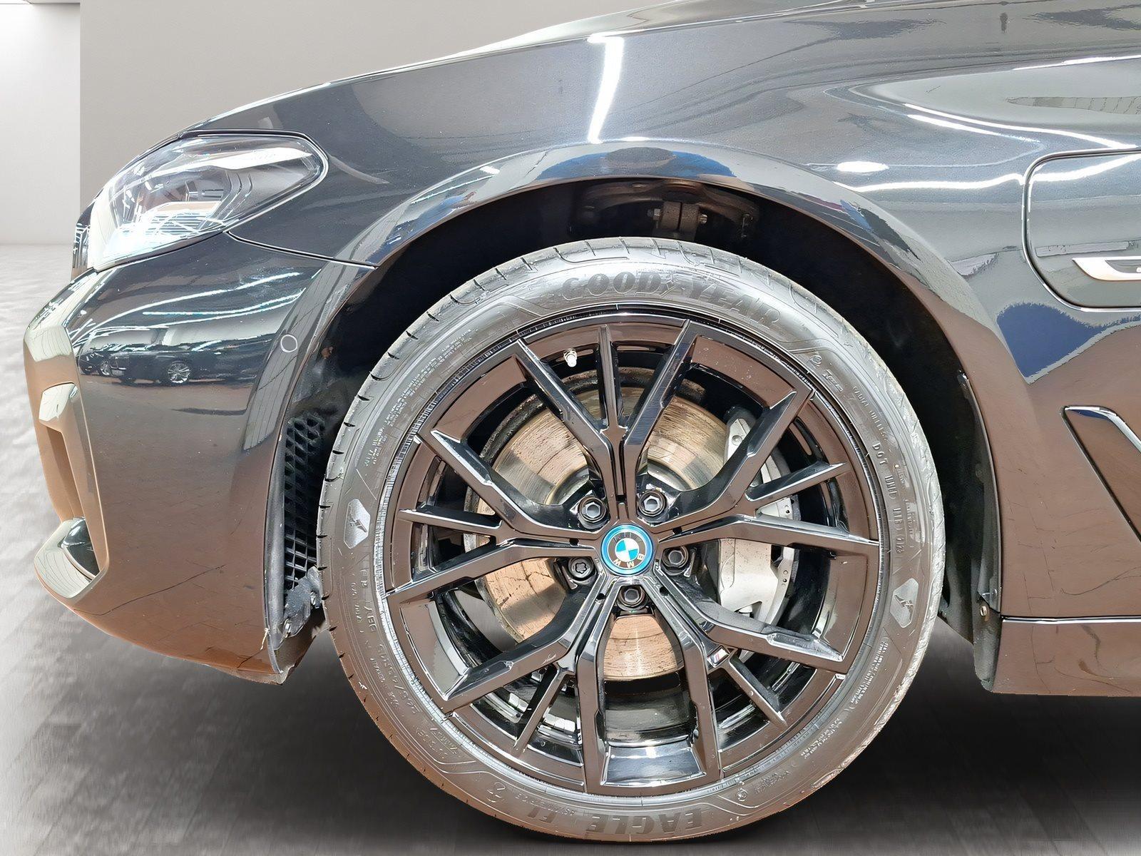 BMW 545 545e Sedan xDrive