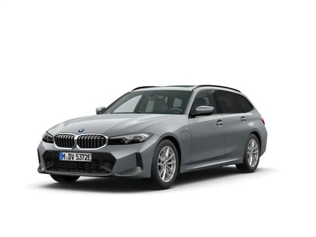 BMW 330 330e M-Sport Touring