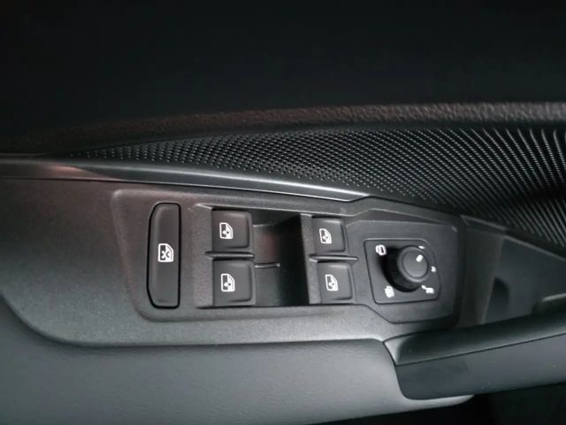 Volkswagen Tiguan 1.5 eTSI Plus