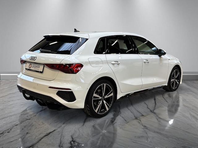 Audi A3 35 TFSI S-Line Sportback