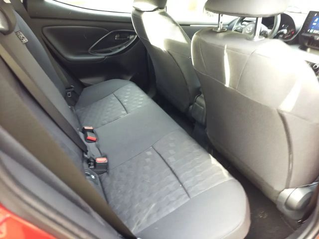 Mazda 2 Hybrid 1.5L VVT-i Center-Line