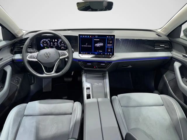 Volkswagen Passat 1.5 eTSI DSG Variant