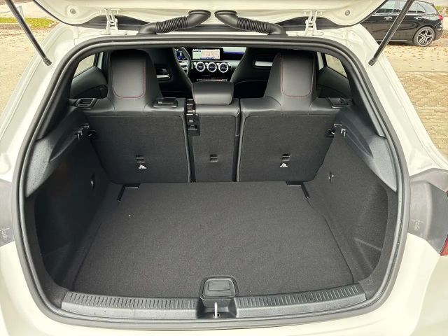 Mercedes-Benz A 180 AMG Line Hatchback