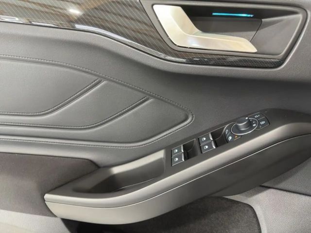 Ford Focus ST Line Wagon