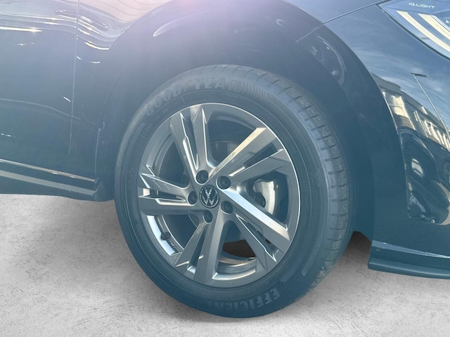 Volkswagen Polo 1.0 TSI DSG R-Line